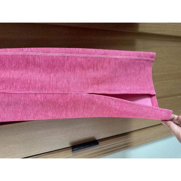 NWOT Beach Riot Hot Pink Alani Flared Pants Slit Legs Women’s size Medium​ - Picture 3 of 13